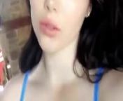 McKayla Maroney bikini twitter video, March 20, 2017 from 20 old athletic hottie plays with herself till she cums