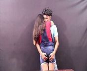 Indian Kissing Prank Indoor Video3 from besando 70 desconocidas kissing prank