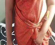 Saree Mami Seducing from ramya sri saree navel hot