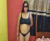 Desi sexy bhabi playing with her big boobs and juicy pussy from sexy bhabi bikini photo hdetest sex videowww saina nehwel tamel nude sex porn videos co