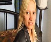 Blonde Angie 21 Jahre mstubiert und blaesst das erste mal vor der linse from meyeder mal out ho