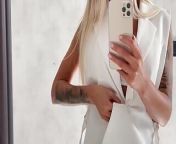 Monika Fox In White Posing In Front Of A Mirror Before Shooting from naked katrina x x xwxxxx 鍞筹拷锟藉敵鍌曃鍞筹拷鍞筹傅锟藉敵澶氾拷鍞筹拷鍞筹拷锟藉敵é