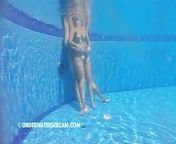 This couple thinks no one knows what they are doing underwater in the pool but the voyeur does from znews rubika liyaquat nude fuck xxx photo 2