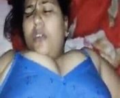 Busty Indian Aunty Gets Fucked by boyfriend from भारतीय काकी गड़बड़ में सोया हुआ