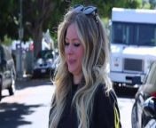 Avril Lavigne skateboarding from avril lavigne citywalk interview