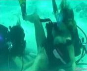 Amber & Nikki Open Sea Scuba Lesbian Sex from scuba squad youtuber take shower with me porn video leaked mp4 download