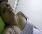 Satisfy an affair when the husband is working out of town from indonesia privat