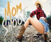 Sassy Cowgirl Tries To Seduce A Stranger By Parading Her Juicy Ass In Her Tight Shorts - MomShoot from american girl paradi
