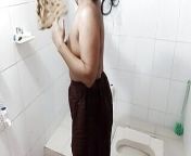 I found her alone and started fucking in the shower from tamil aunty pound ask haseena