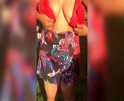 Sexy model changes her bra in public - flashes tits from desi tamil aunty change her dress