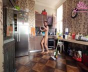 Becca Burnz Young Milf Naked House Cleaner