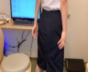 cum onto office skirt from behind the office worker from 中国 明星 神仙姐姐 刘亦菲 黑丝职业装诱惑