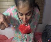 Ang Sarap! Filipina Babe Eats Watermelon With Giant Spoon from gacha giant anual vore
