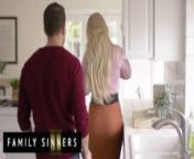 Family Sinners - Naughty Alura Jenson Cleans Her Daughter's House As Well As Her Husband's Dick from beauty mother in law