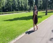 Stylish Lady walks naked in park. Public. from mp chodi