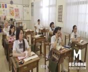 Trailer-Fresh High Schooler Gets Her First Classroom Showcase-Wen Rui Xin-MDHS-0001-High Quality Chinese Film from 男技师为女客人推油按‘