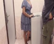 බාත්රූම් එකට රෙදි හෝදන්න ආපු නෑනා.. (ඔරිජිනල් වොයිස්) Sri Lankan Bathroom Sex With Hot Step-Sister from indian sister sliping bh
