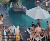 Brazzers - Palm Street Has Never Been So Hot With A Party That Turned Into A 15-Person Orgy from gina rumana xxx b